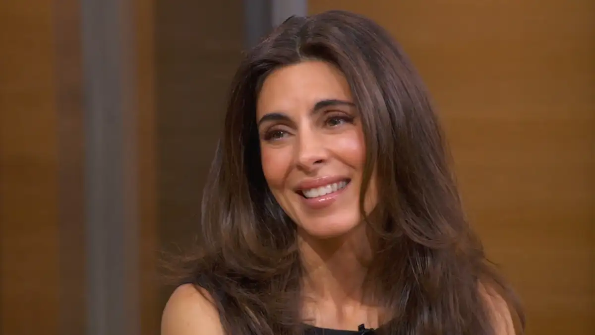 Jamie-Lynn Sigler Shares Update on Christina Applegate’s Health - 4