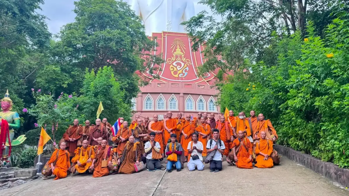 Thailand: Viral Video Shows 11-Year-Old Boy Crashing Pickup Truck Into Buddhist Monks' Procession, Killing 9 - 2