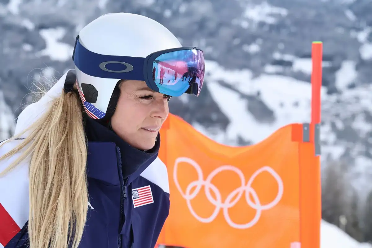 Lindsey Vonn's sister lifts the lid on Olympic star's 'rough' hospital stay after gruesome leg break - 1