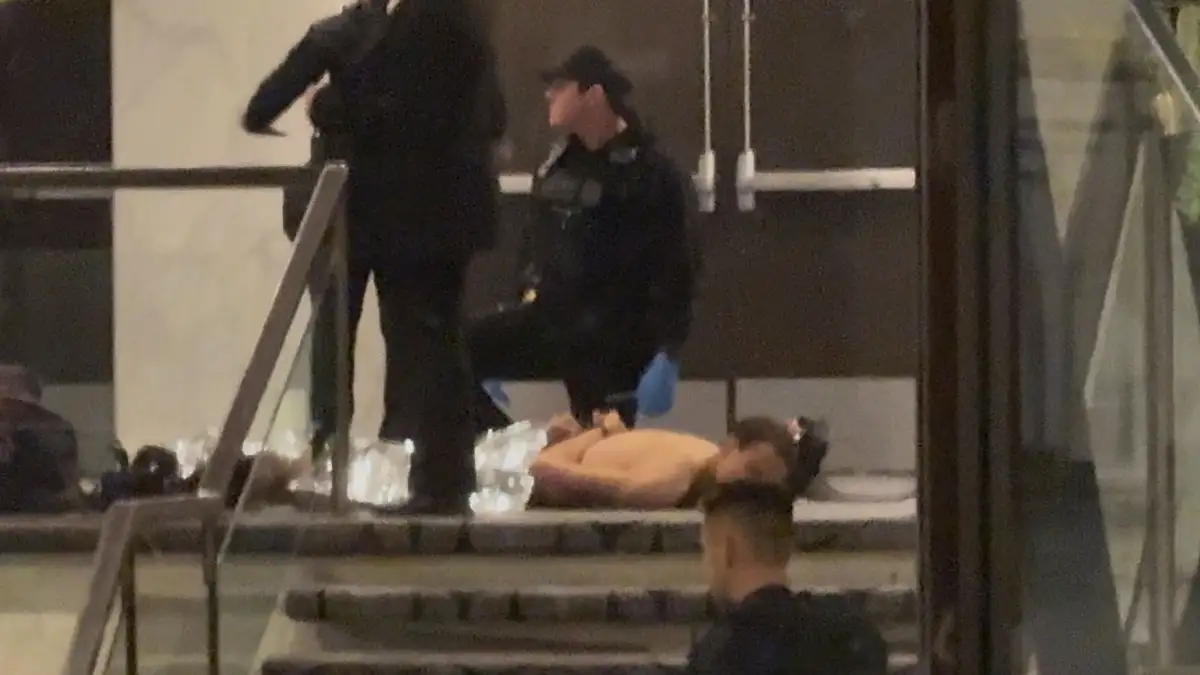 New Video Analysis Suggests Suspect in Correspondents’ Dinner Attack Fired First - 1