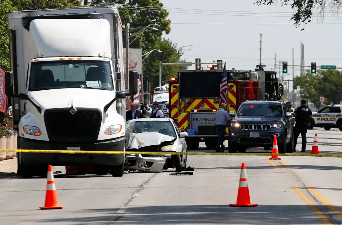 DHS confirms ICE agent fatally shot US citizen in 2025 - 3