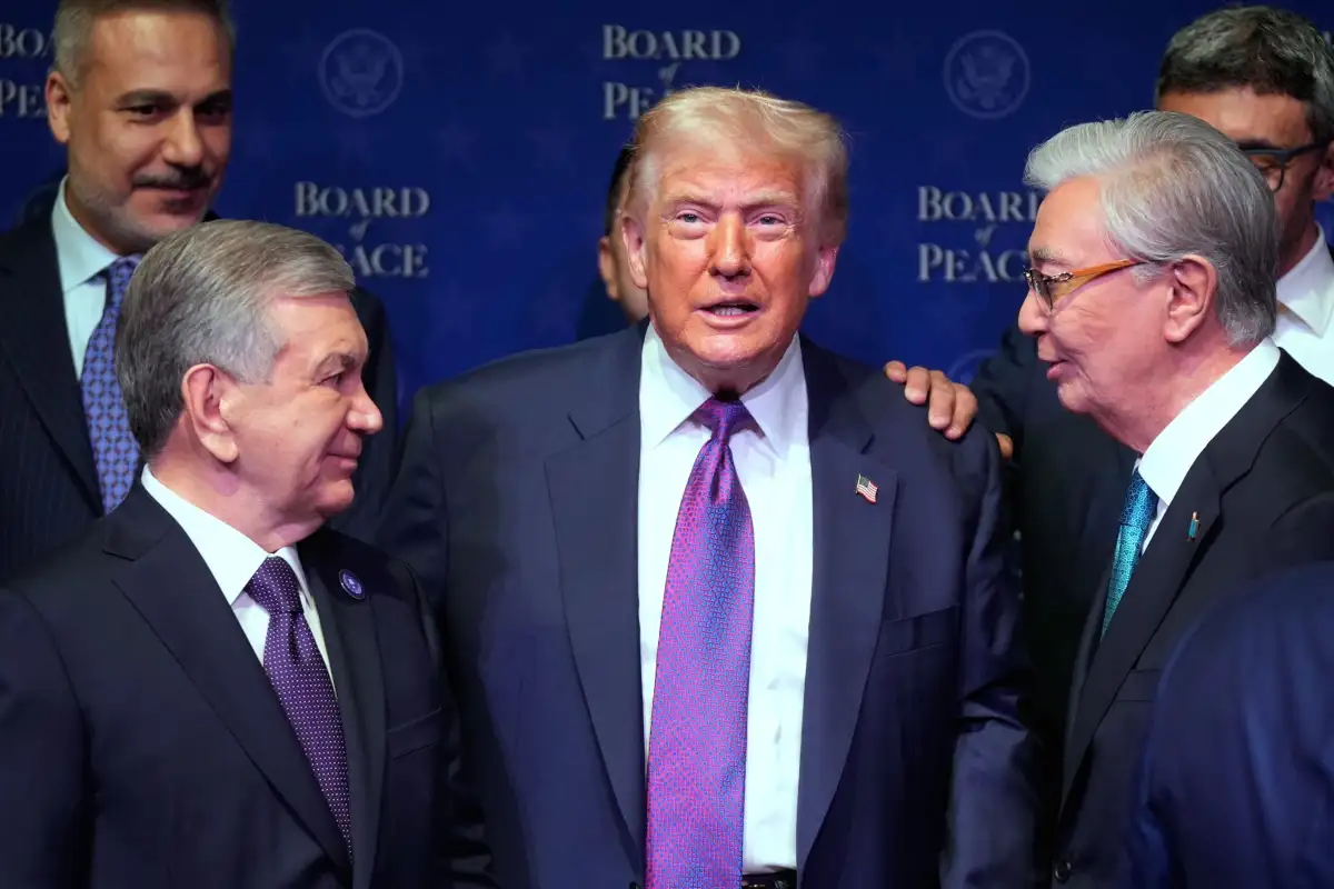 Trump says Iran has 15 days to reach a deal or face 'unfortunate' outcome - 3