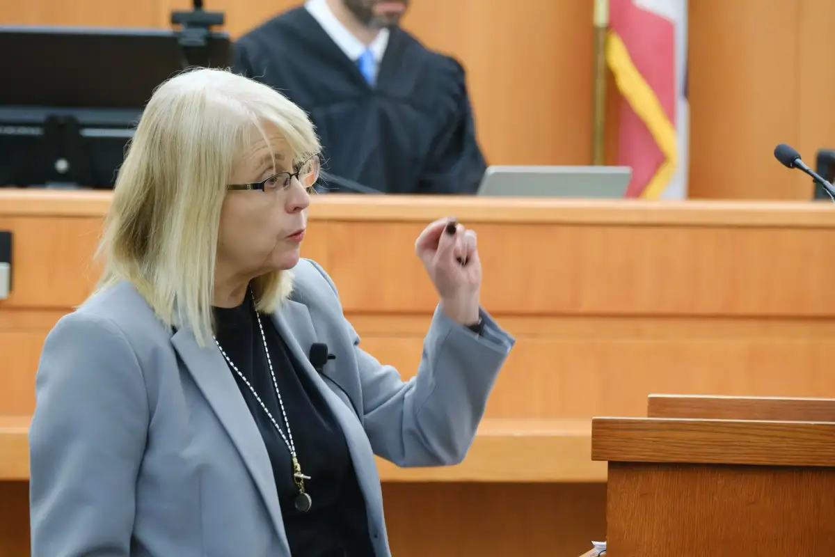 Woman who published book on grief after husband’s death to be sentenced - 1