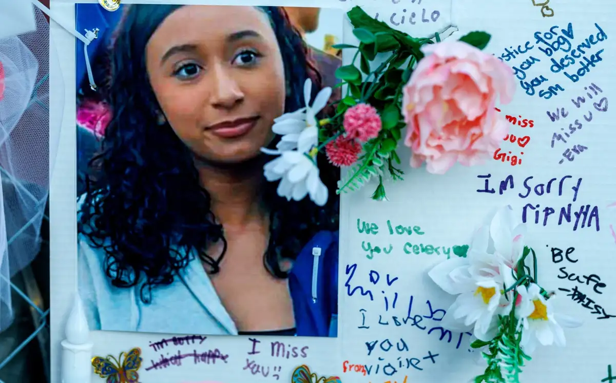 US singer D4vd charged with murder stemming from death of missing teenage girl - 3