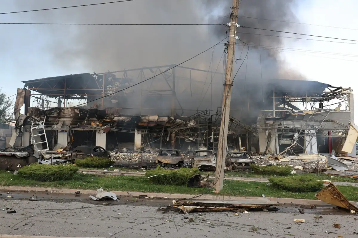 Russia and Ukraine confirm three-day ceasefire from 9 May - 3