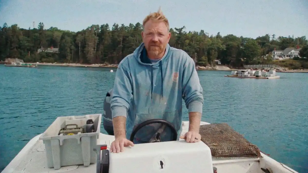 Oysterman, Veteran, Prep-School Alum: A Senate Candidate’s Complex Class Story - 1