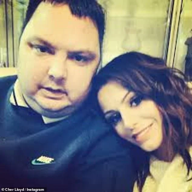 Cher Lloyd announces her father Darren has died as she shares their heartbreaking text messages and says 'I've never felt pain like this' - 2