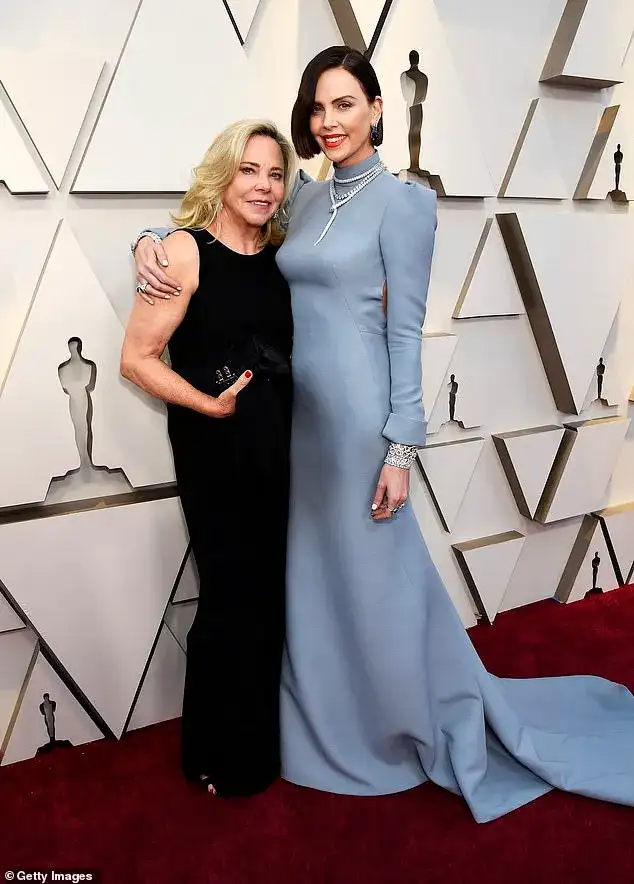 Charlize Theron revisits the incredibly traumatic night her mother killed her father when she was just 15 - 4
