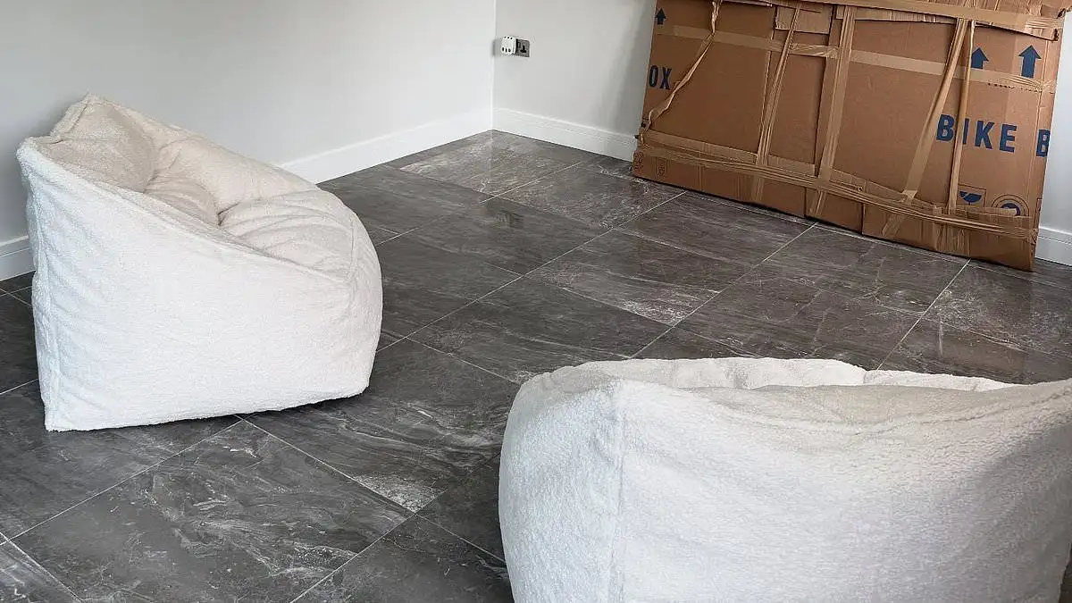 Maura Higgins reveals huge transformation plans for her £1.25million Essex home including a brand new bathroom and sauna - despite being set to relocate to the US for DWTS - 3