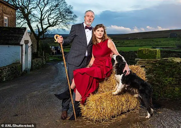 Amanda and Clive Owen's family plans as Our Farm Next Door star turns 70 - 1
