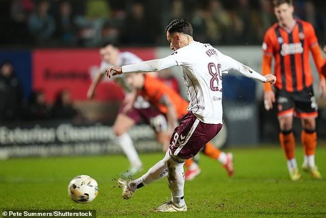 Hearts winger Alexandros Kyziridis urges Tynecastle men to channel their frustration in defining week of title tilt - 1