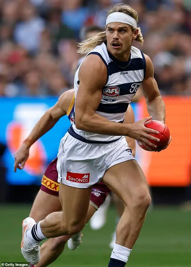 Why Bailey Smith will be BANNED from driving in latest controversy to rock the Geelong Cats superstar - 1
