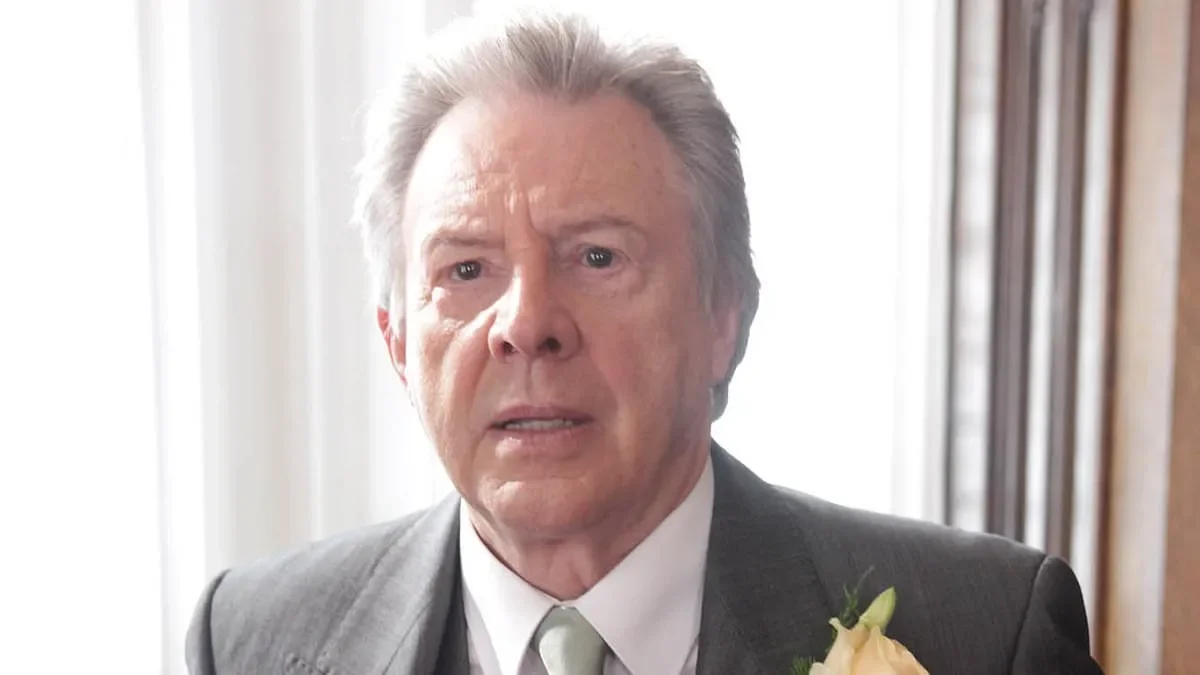 Coronation Street legend leaves behind eye-watering sum after star's death - 2