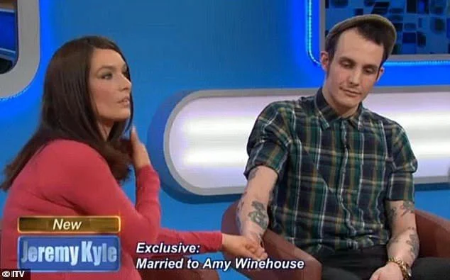 Amy Winehouse's troubled ex-lover Blake Fielder-Civil is living in a graffiti-strewn bedsit and is so cut off from his family he 'may not even know the mother of his two children is dead' - 4