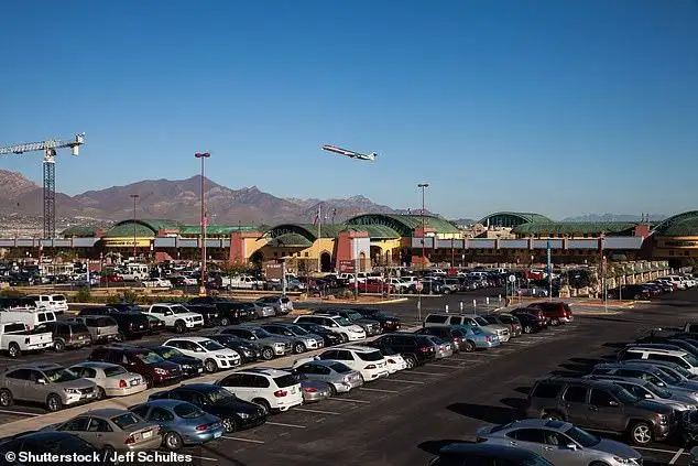 PENTAGON LASER DOWNS 'PARTY BALLOON' AFTER MISTAKING FOR MEXICAN CARTEL DRONE... - 2