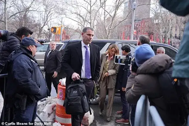 Awkward! Justin Baldoni and Blake Lively arrive in near matching outfits as they begin their blockbuster court showdown - 1