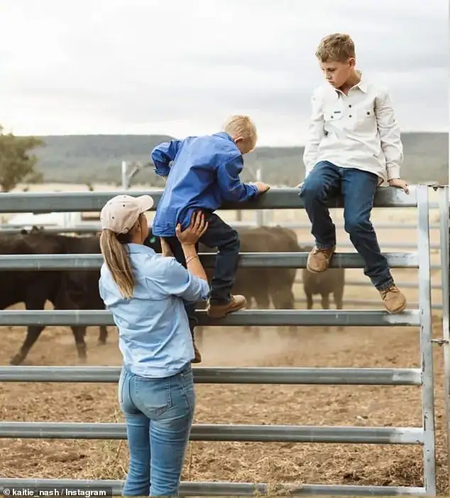 Farmer Kaitie was hanging out her family's washing when an unexpected discovery led to devastating diagnosis - 4