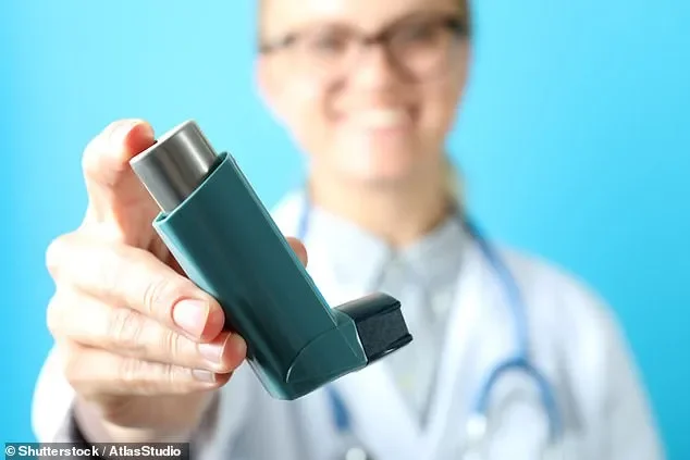 After Steve got breathless on short walks he was diagnosed with deadly COPD. Now he's healthy again and can even run marathons... and doctors say nearly every sufferer can do the same - 1