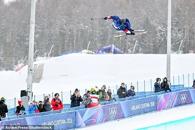 American Hunter Hess responds to Trump’s ‘loser’ criticism with ‘L’ gesture at Milan Cortina Olympics - 3