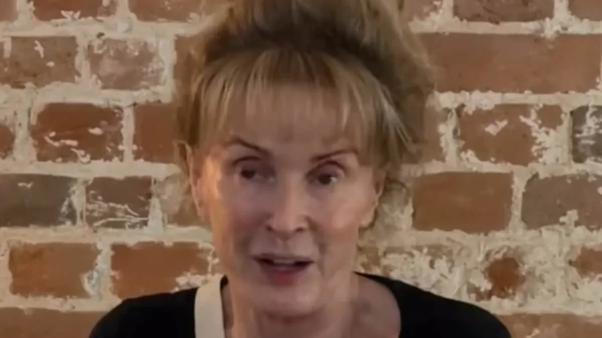 Corrie’s Beverley Callard holds back tears as she issues emotional cancer update - 2