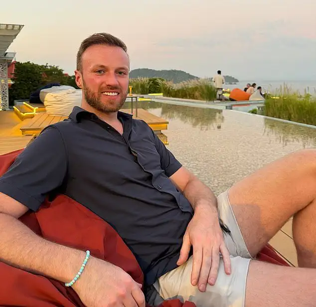Before I had a hair transplant people thought I was in my 40s...now they think I'm TWENTY years younger - 1