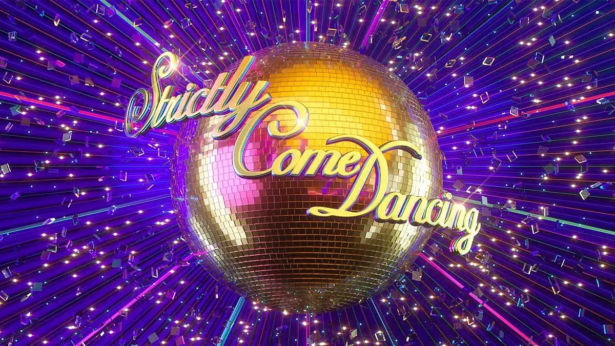 Ex Strictly judge Bruno Tonioli declares a man should not present the BBC show amid rumours bosses are eyeing up male co-host to replace Tess Daly and Claudia Winkleman - 3