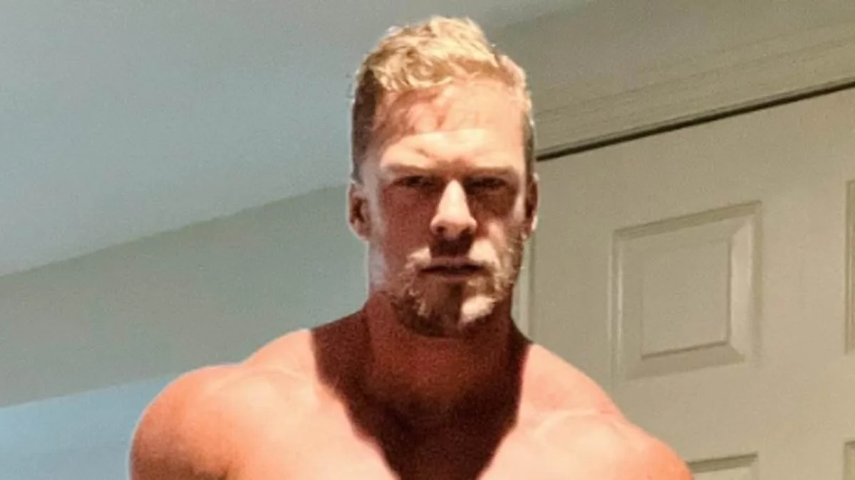 Who Is Reacher Star Alan Ritchson Allgedlt Caught Punching Neighbour on Video? Exploring His Past Trauma &amp; Mental Health Battles - 3