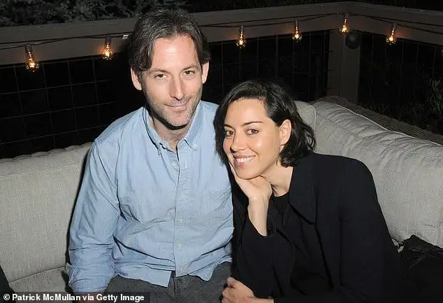 Parks and Rec star Aubrey Plaza expecting her first child - 4