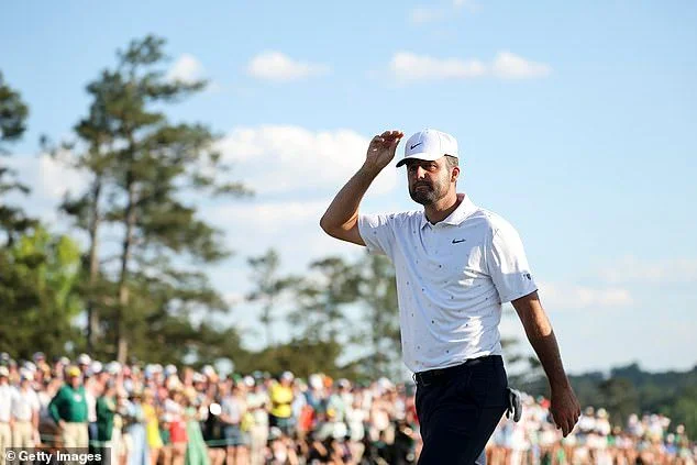 Scottie Scheffler gives Rory McIlroy a Masters fright... but American charge falls short as reigning champion clings on in thrilling final day at Augusta - 1