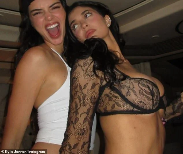 Kendall Jenner and Jacob Elordi 'are spotted making out and were all over each other' at Justin Bieber's Coachella party - 1