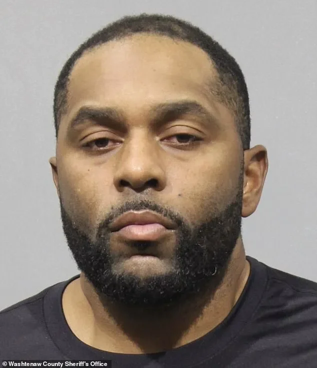 Ex-Michigan coach Moore avoids jail in sentencing - 1