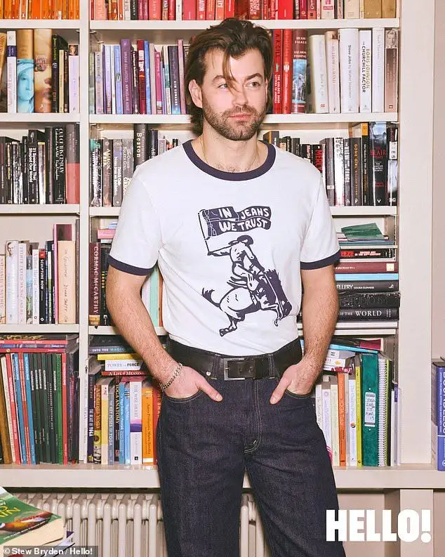 TALK OF THE TOWN: Britain's 'coolest royal' Cassius Taylor crowned Britain's most eligible bachelor - 3