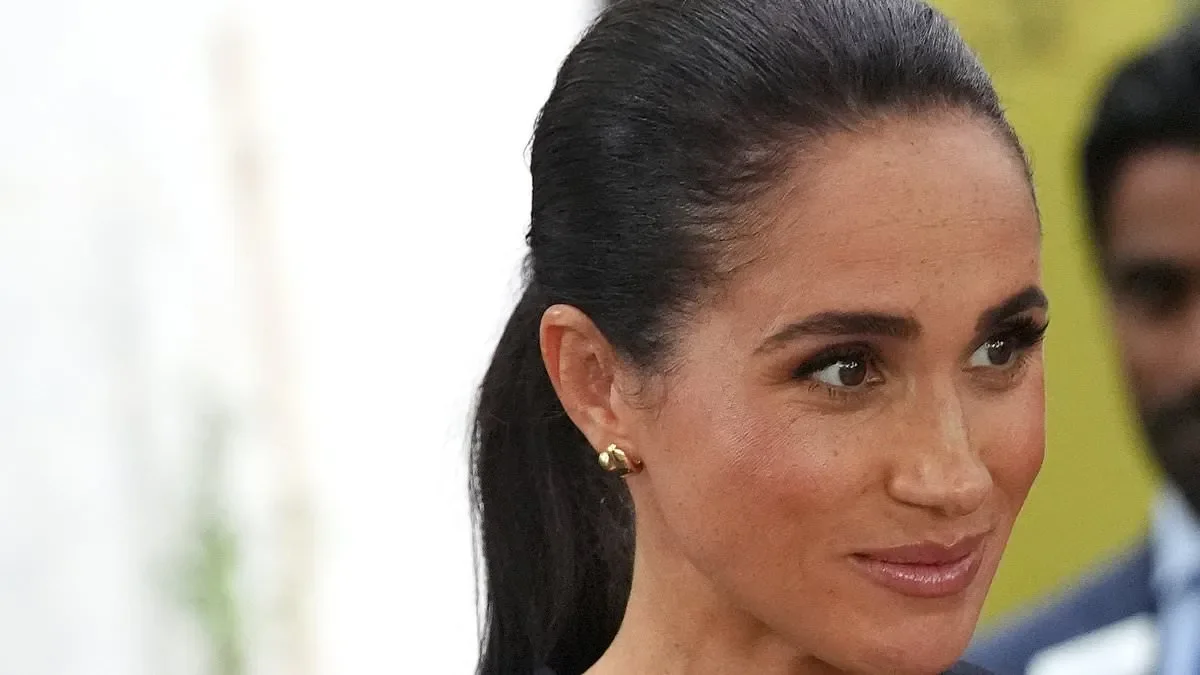 Inside the budget gift bag attendees at Meghan Markle's retreat received after paying up to $3,199 for a ticket - but at least they got some of the Duchess' famous edible flowers and Coles lip gloss - 2