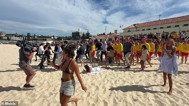Meghan records a message for a bride an Bondi Beach - 2