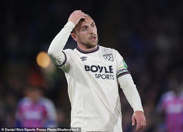 Crystal Palace 0-0 West Ham: Insipid Hammers fail to make Spurs pay for late Brighton slip-up - but there were plenty of positives for Nuno Espirito Santo's side despite the missed opportunity, writes LUKE POWER - 1
