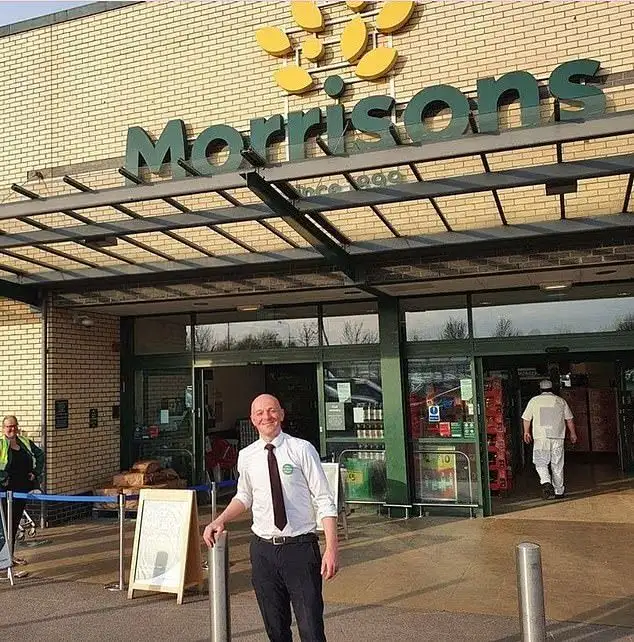 Morrisons store manager says he was sacked for tackling shoplifter - 3