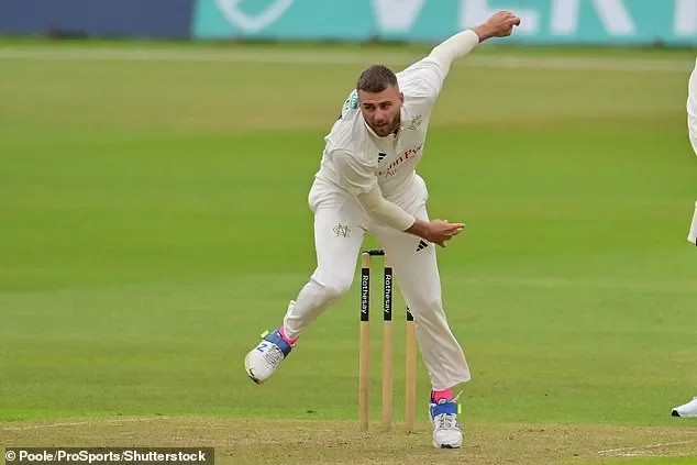 Revealed: The real reason Peter Siddle won't be playing for Nottinghamshire this season, an ex-England star whose hopes of signing for Kent are over, Lancashire snap up free agent and two Sussex players in demand - 4