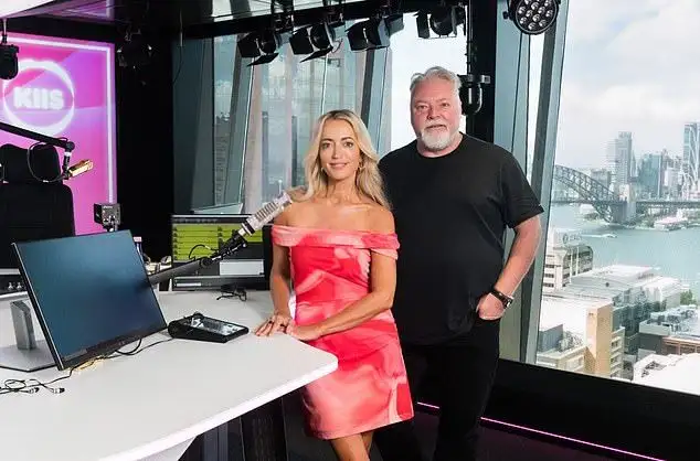 The Kyle and Jackie O show is OFFICIALLY over for good: KIIS bosses issue damning court message to Kyle Sandilands as he demands to be put back on air: 'Hopeless' - 3