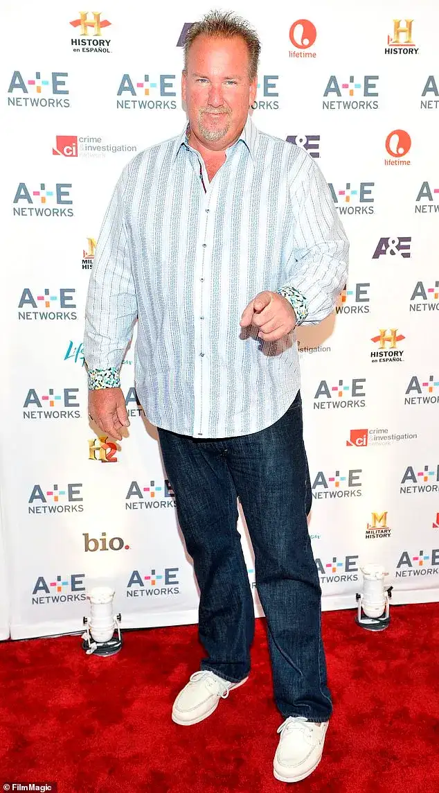 Darrell Sheets' Storage Wars co-stars say he was 'terrified for his life' amid 'cyberbullying' before death - 1