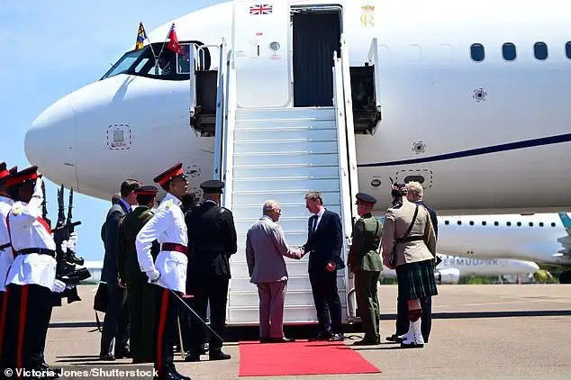 King launches Space Agency project on final day in Bermuda - 4