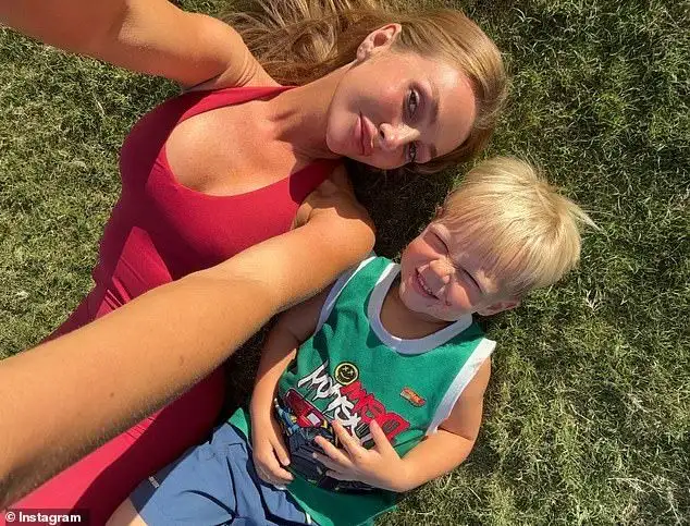 It's all over for influencer couple Chloe Szep and Mitch Orval: We reveal the signs it's a painful split - and her VERY telling act after we slid into her DMs... - 3