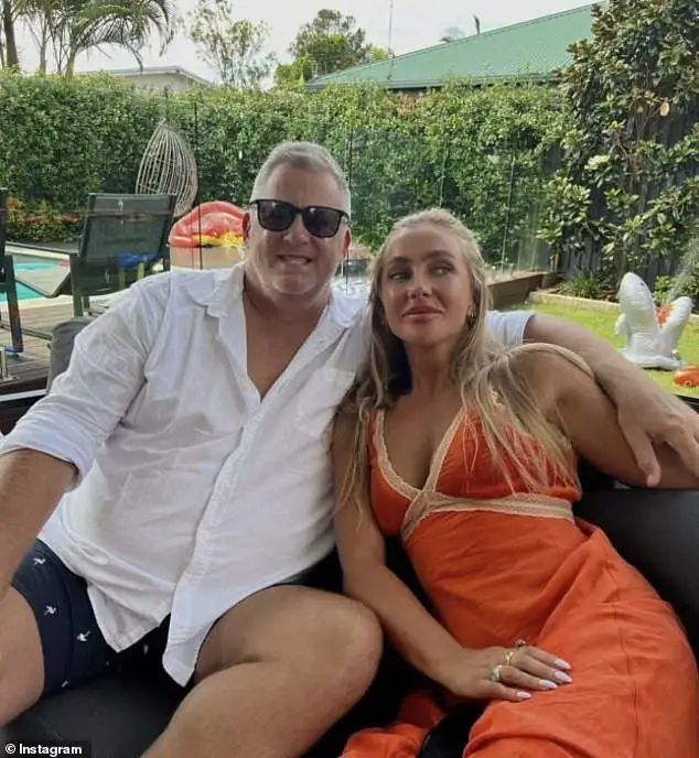 It's all over for influencer couple Chloe Szep and Mitch Orval: We reveal the signs it's a painful split - and her VERY telling act after we slid into her DMs... - 1