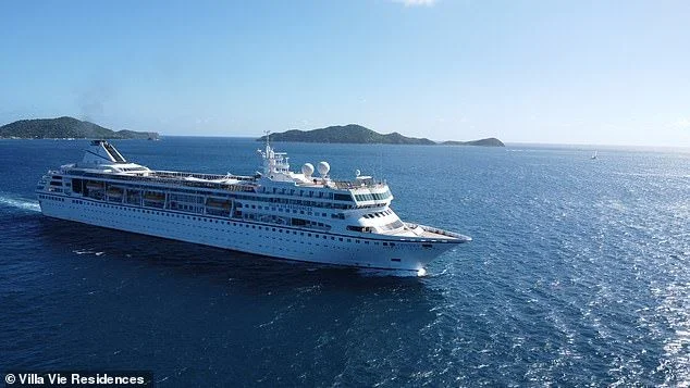 My life's a permanent all-inclusive holiday for less than £100-a-day: British ex-pat reveals how he sold his home and has spent the last two years living on a luxury cruise liner - 4