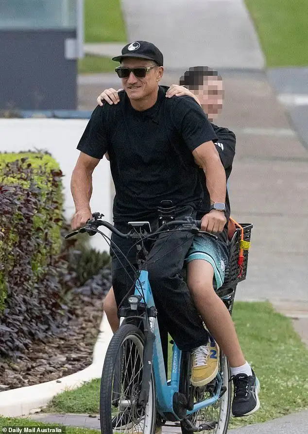Their break-up seemed to come out of nowhere... Now, Celeste Barber's 'hot husband' Api Robin tells the Mail he's 'done plenty of therapy' as all-too-familiar reason for split becomes clear - 2