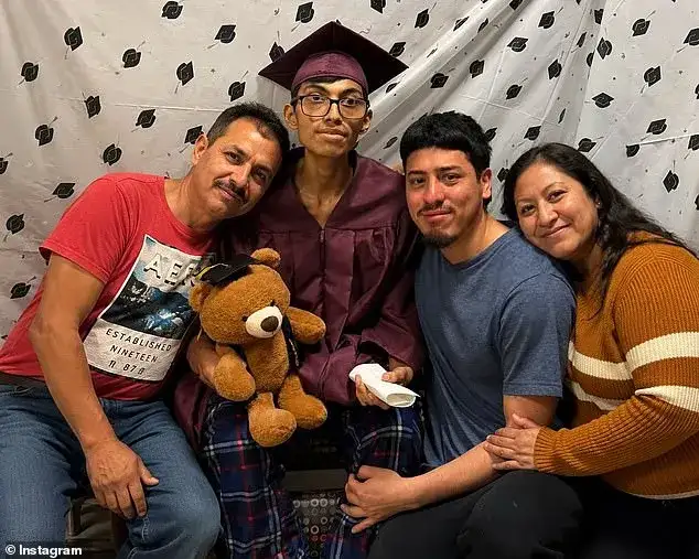 Final Farewell: Funeral Held in Mexico for Kevin Gonzalez After Brief Reunion With ICE-Deported Parents - 4
