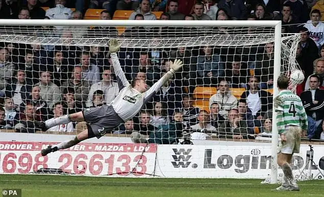 THE GHOST OF FIR PARK: Martin O'Neill looking for an exorcism at Motherwell as Celtic boss returns to the scene of his most painful moment in football - 3