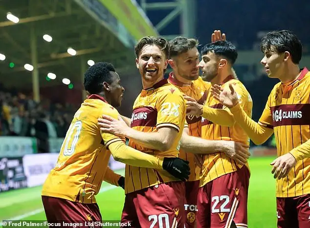 THE GHOST OF FIR PARK: Martin O'Neill looking for an exorcism at Motherwell as Celtic boss returns to the scene of his most painful moment in football - 1