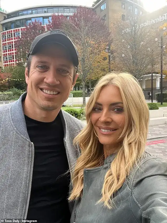 Tess Daly continues to wear her wedding ring after Vernon Kay split as she stuns in a white cut-out dress at her Naia Beach pop-up launch - 4