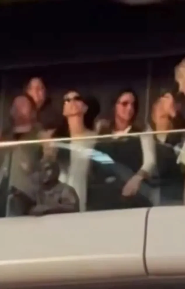 Harry Styles Kicks Off Tour With Zoë Kravitz in Crowd, As Fans Slam Stage Setup - 1