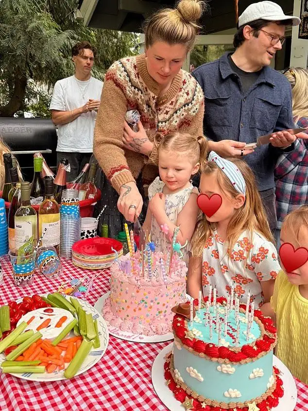 Ireland Baldwin has another baby on the way! Alec Baldwin's daughter announces she is expecting second child with partner RAC - 1